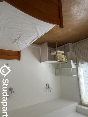 Chambre - 9 m² - 1 pièce