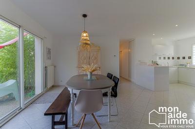 Maison - 88 m² - 4 pièces