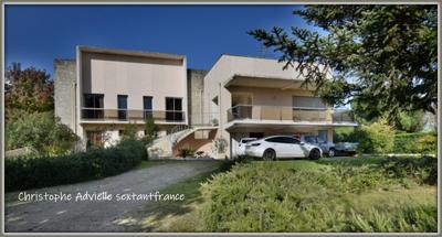 Maison d'architecte - 280 m² - 10 pièces