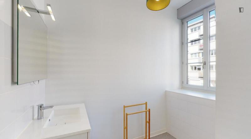 Chambre - 22 m² - 13 pièces