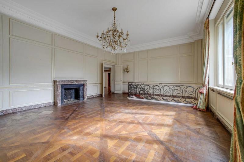 Duplex - 227 m² - 7 pièces