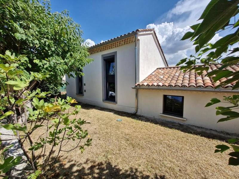 Maison - 92 m² - 3 pièces