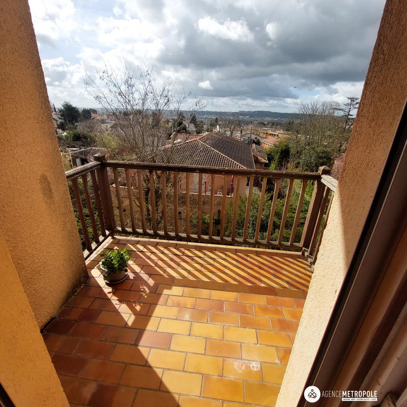 Appartement - 140 m² - 6 pièces