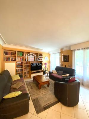 Appartement - 85 m² - 4 pièces