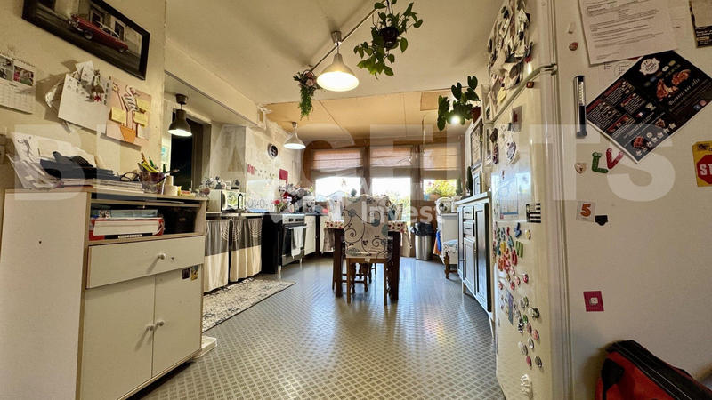 Maison - 150 m² - 12 pièces