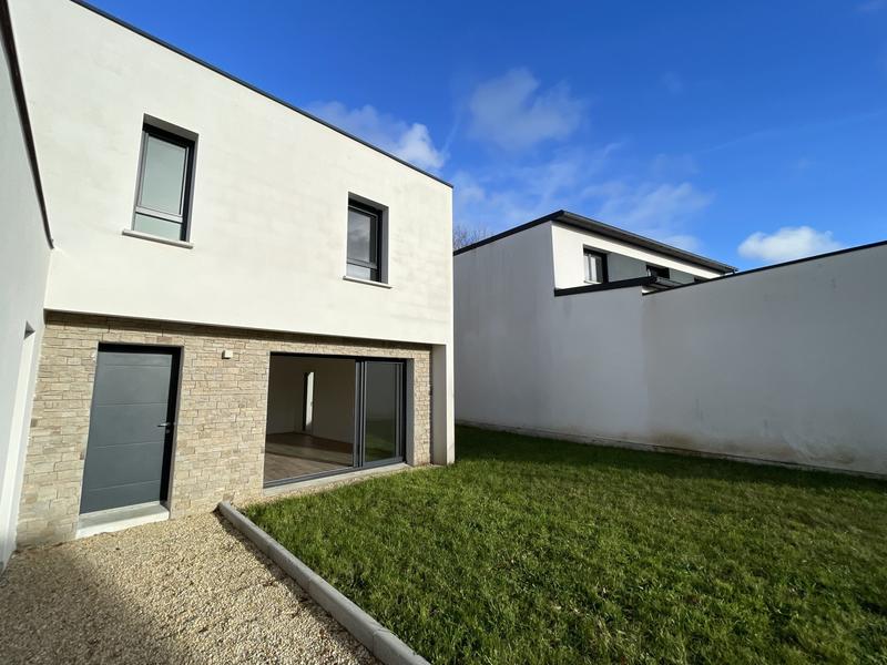 Maison contemporaine - 125 m² - 6 pièces