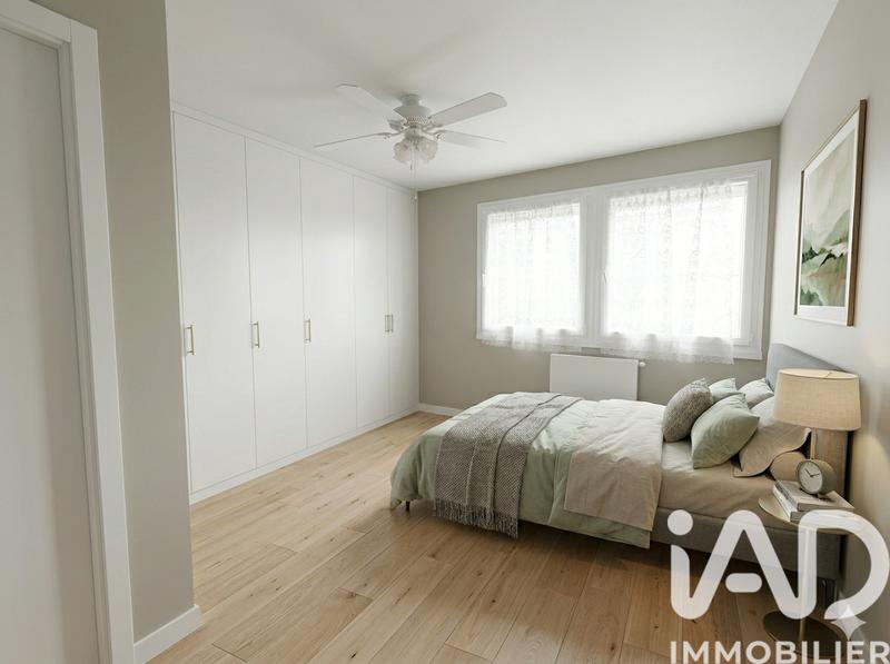 Maison - 136 m² - 8 pièces