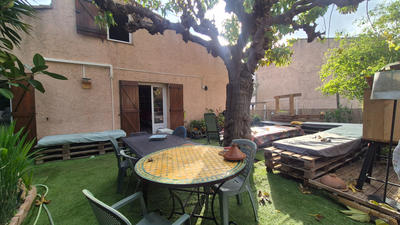 Maison - 98 m² - 5 pièces