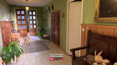 Maison - 307 m² - 8 pièces