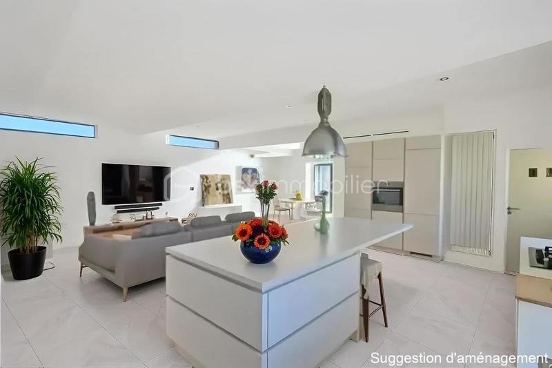 Loft - 173 m² - 4 pièces