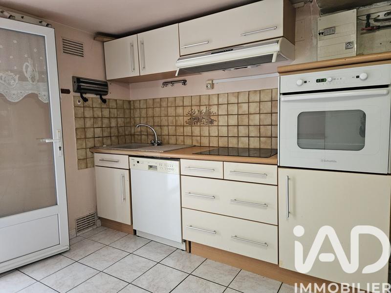 Maison - 93 m² - 5 pièces
