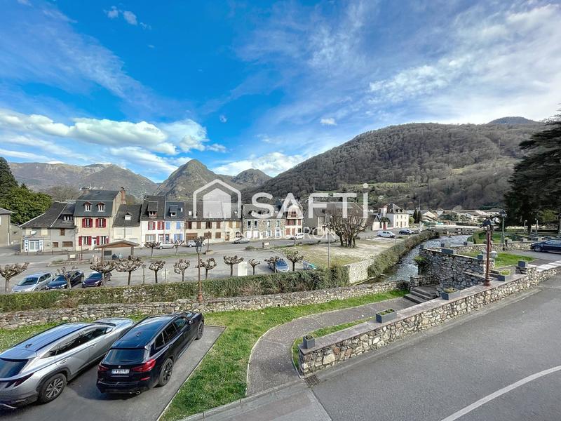 Maison - 205 m² - 7 pièces