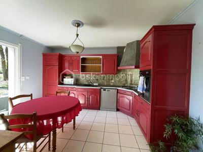 Maison - 136 m² - 6 pièces