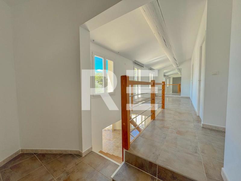 Villa - 144 m² - 5 pièces