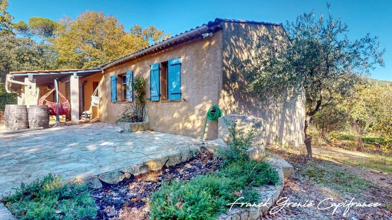 Maison - 97 m² - 5 pièces