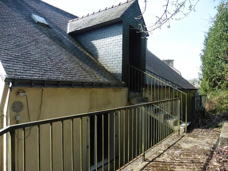 Maison - 206 m² - 9 pièces