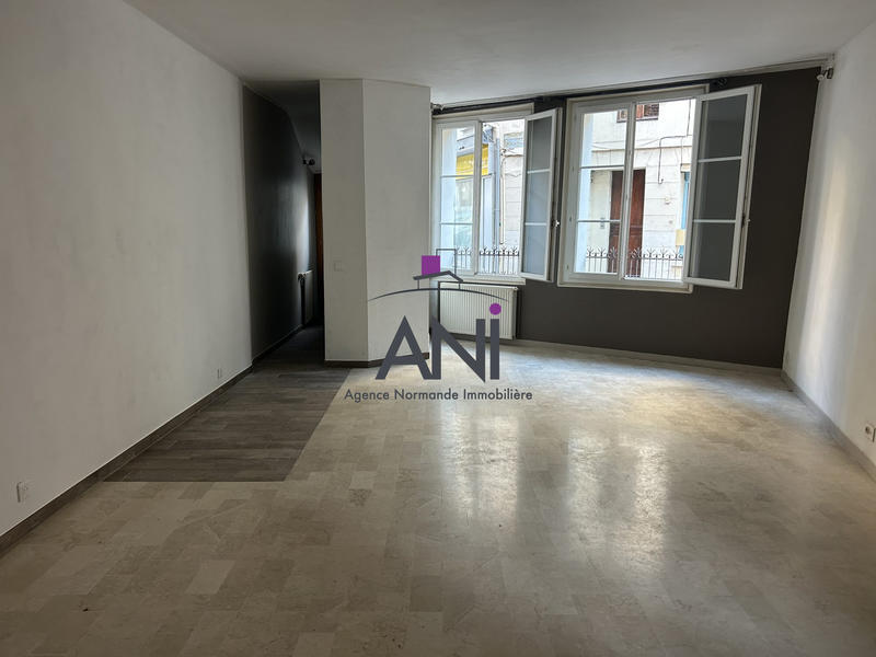 Maison - 122 m² - 4 pièces