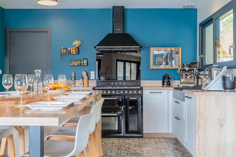 Maison - 198 m² - 7 pièces