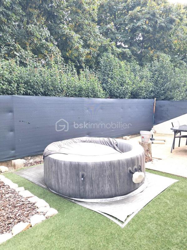 Pavillon - 80 m² - 3 pièces