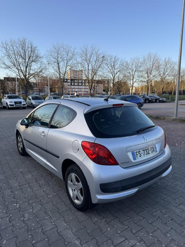 Peugeot 207 1.4 Vti 16v 95ch