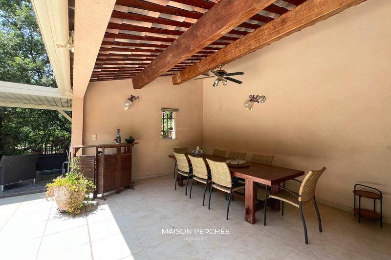 Villa - 210 m² - 7 pièces