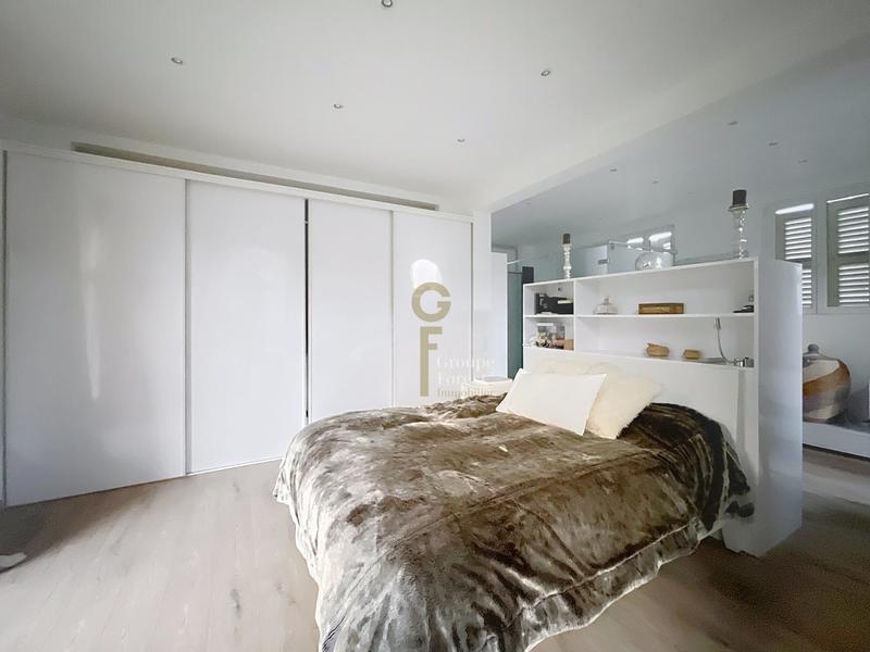 Maison - 272 m² - 7 pièces