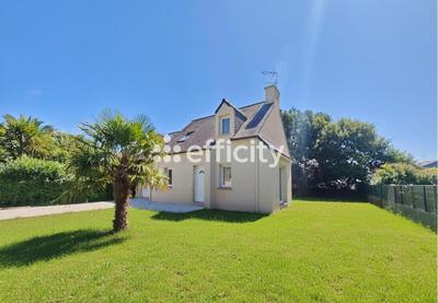 Maison - 90 m² - 6 pièces