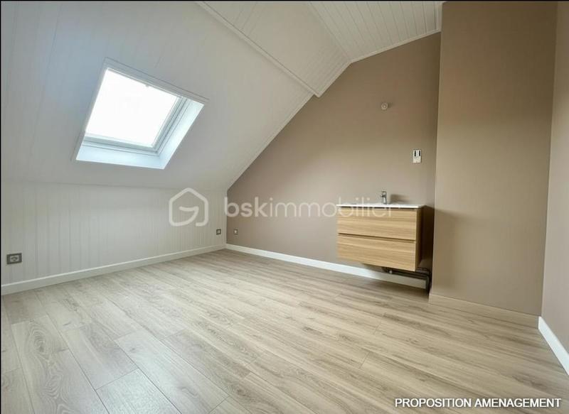 Maison - 99 m² - 4 pièces