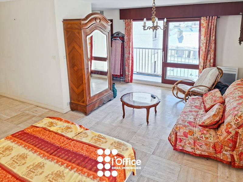 Appartement - 105 m² - 5 pièces