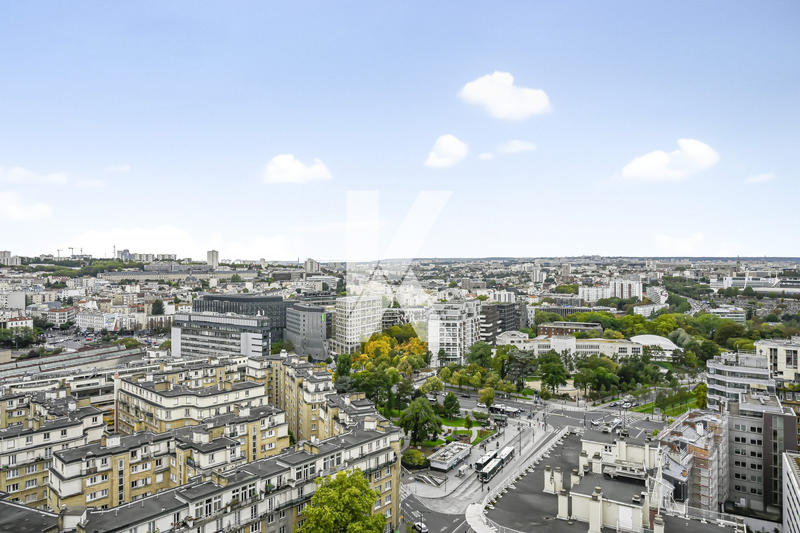 Appartement - 93 m² - 5 pièces