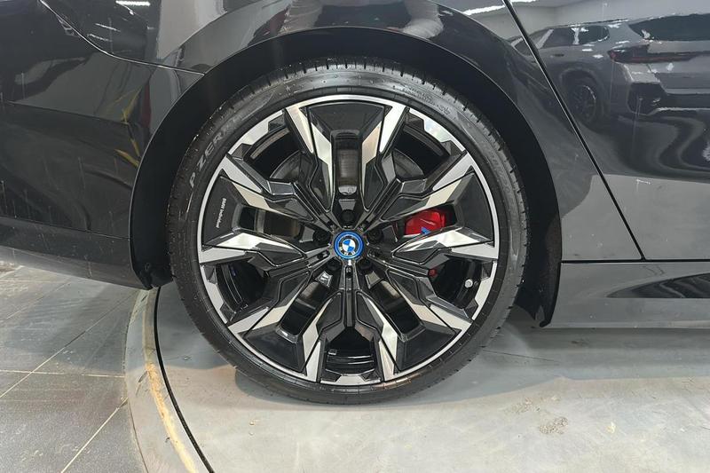 Bmw i5 G60 M60 xDrive 601 ch