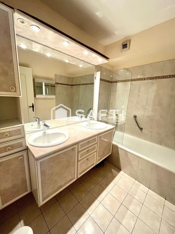 Appartement - 74 m² - 4 pièces