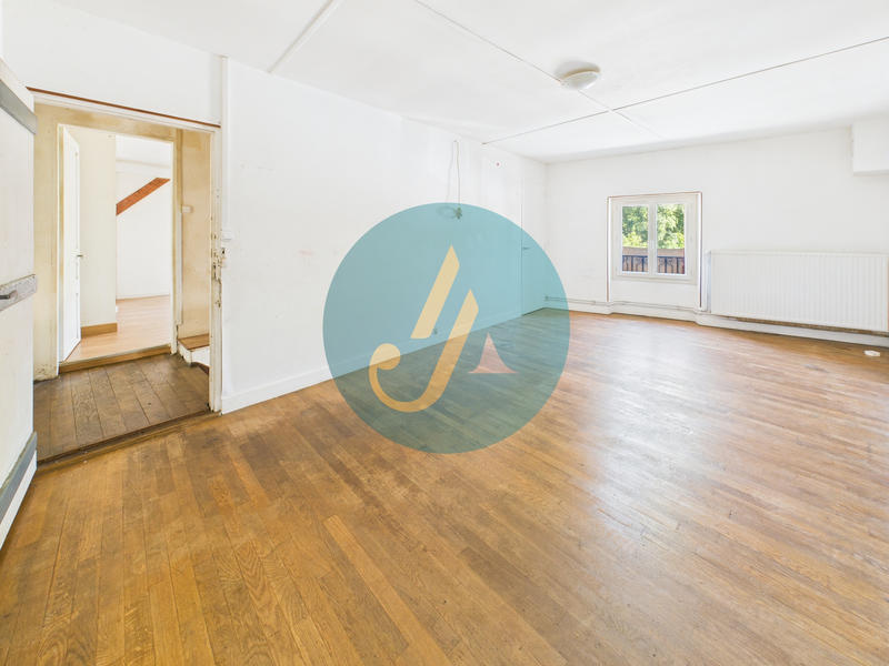 Maison - 131 m² - 6 pièces