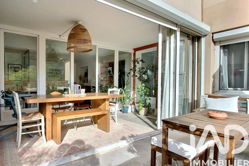 Appartement - 110 m² - 4 pièces