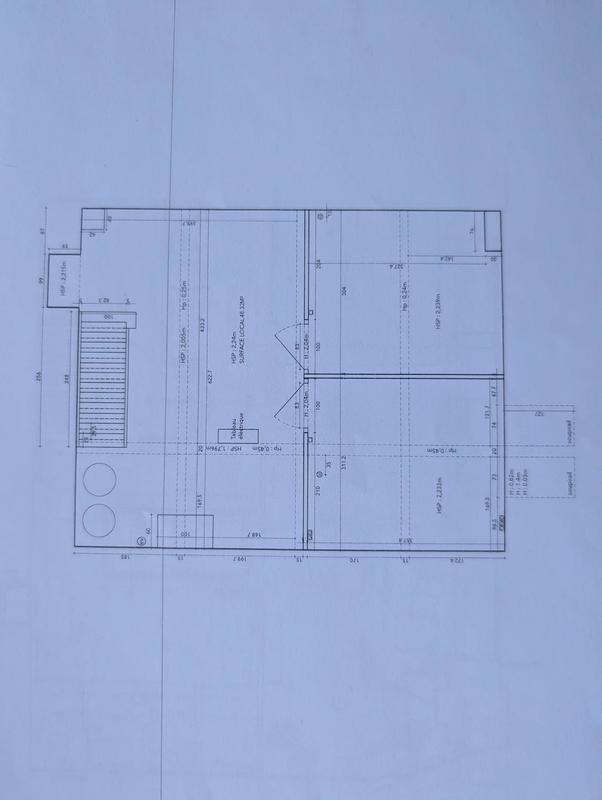 Local d'activités - 81 m²