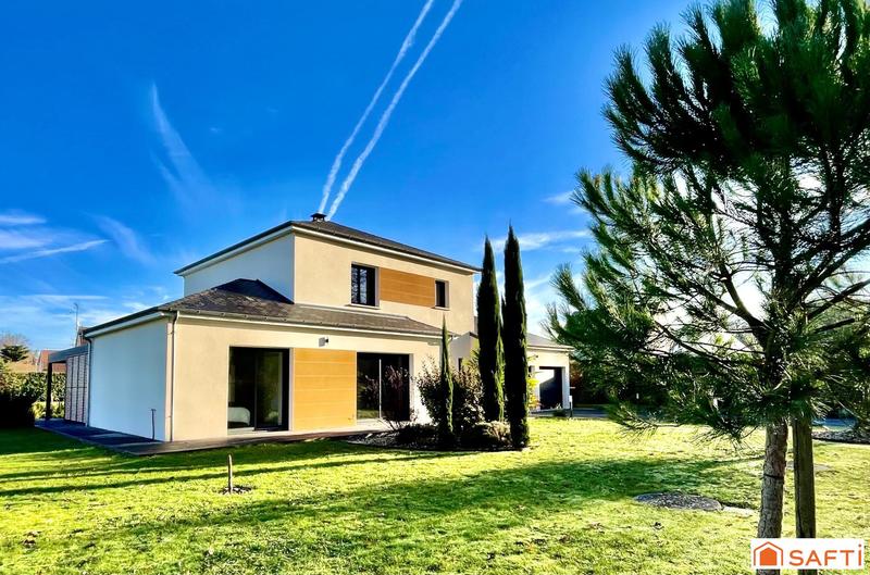 Maison - 139 m² - 7 pièces