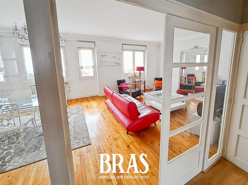 Maison - 145 m² - 6 pièces