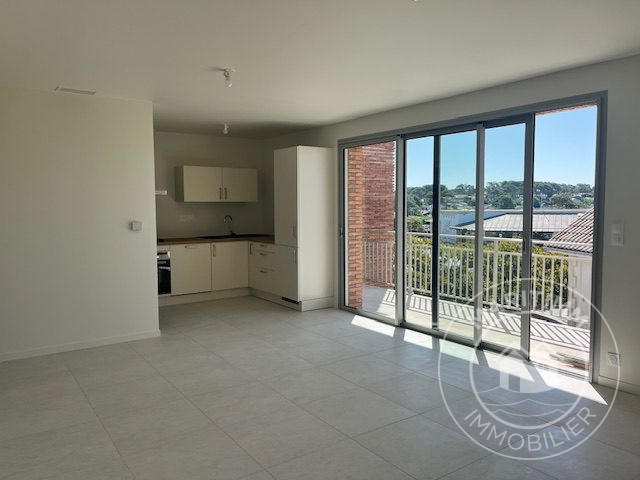 Appartement - 61 m² - 2 pièces