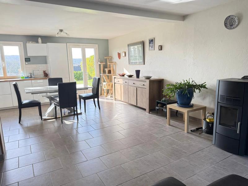 Maison - 140 m² - 7 pièces