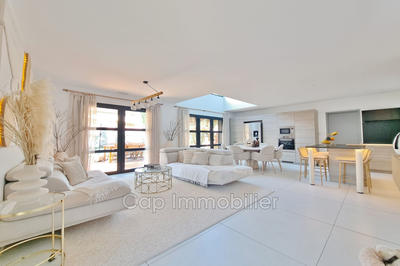 Maison - 126 m² - 6 pièces