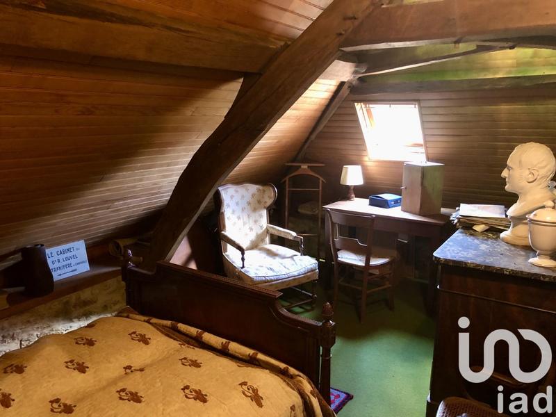 Maison - 225 m² - 10 pièces