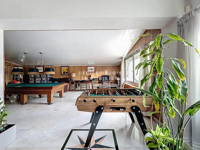 Maison ancienne - 220 m² - 7 pièces