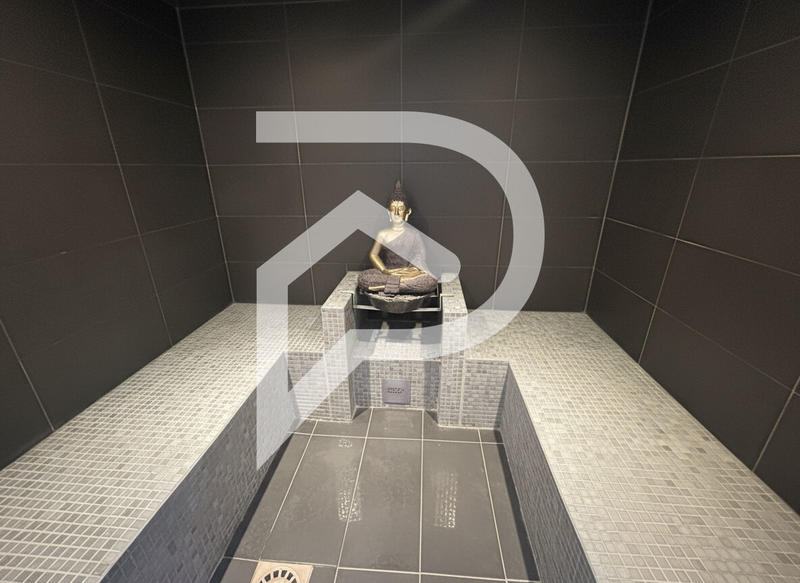 Fonds de commerce - 124 m²