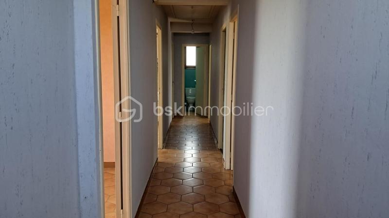 Maison traditionnelle - 131 m² - 7 pièces