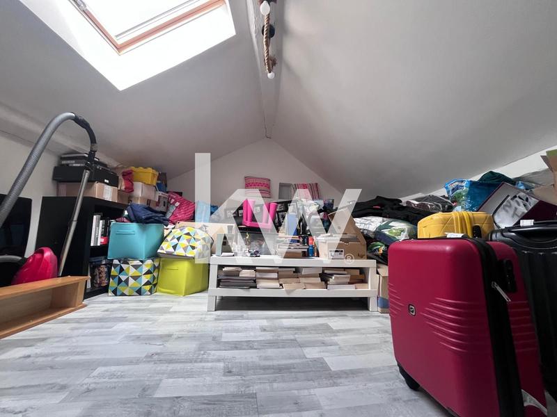 Maison - 134 m² - 8 pièces