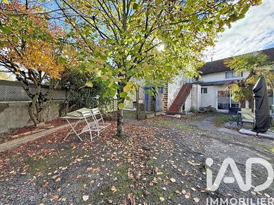 Maison - 207 m² - 4 pièces