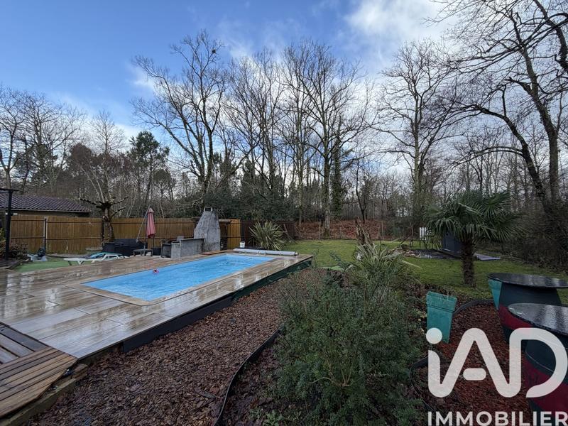 Maison - 85 m² - 4 pièces