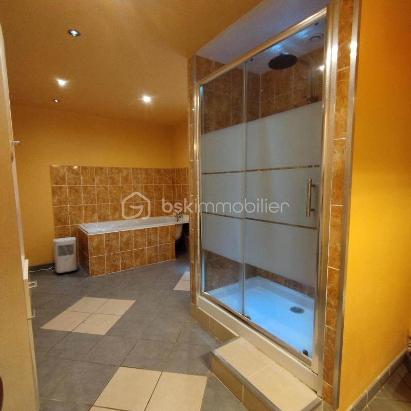 Immeuble - 250 m² - 5 pièces