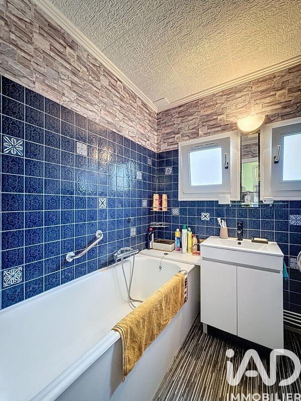 Maison - 97 m² - 4 pièces