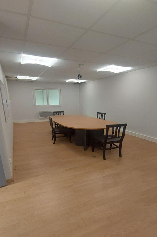 Local commercial - 300 m²